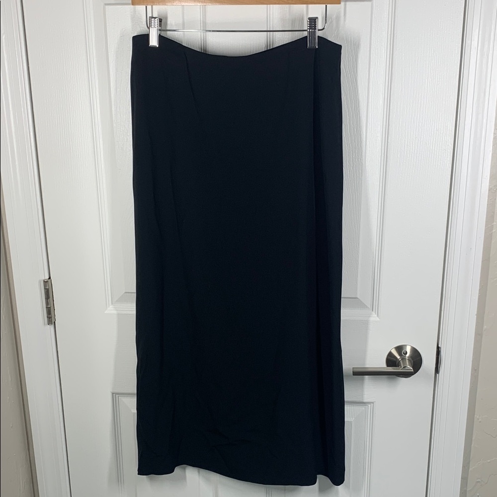 Giorgio Armani black midi skirt size EURO 42- US 12 new with tags